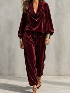 Avery™ Velvet Set