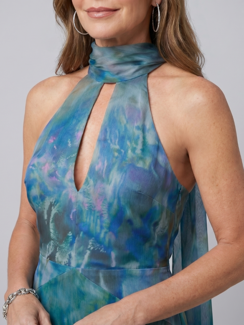 Dora™ | Keyhole Halter Sleeveless Maxi Dress