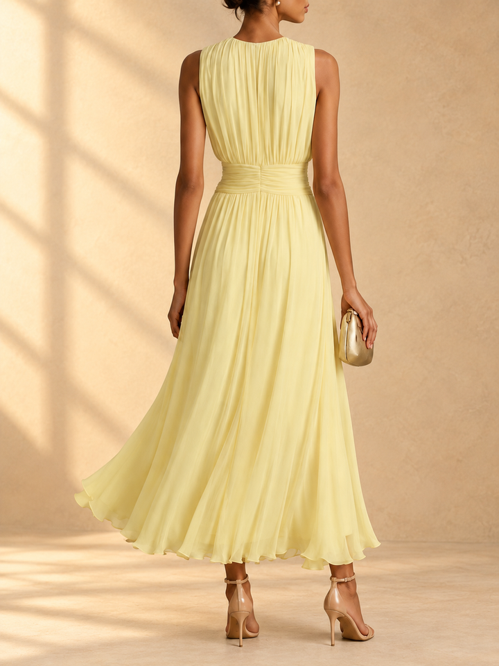 Iselle™ | Sleeveless maxi dress with ruched waist