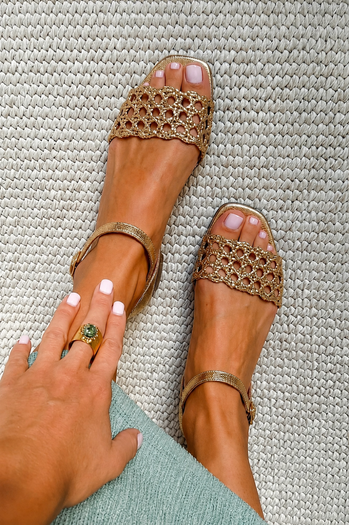 Aurora™ | Golden Sandals Summer Enchantment