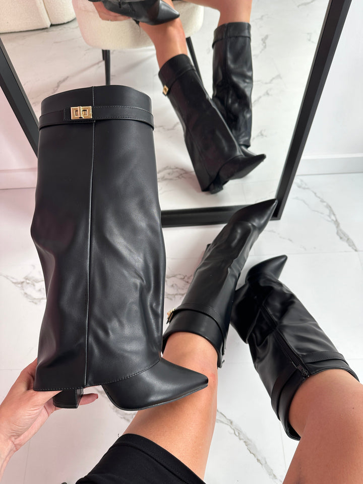 Minnie™ | Shark Leather Boots