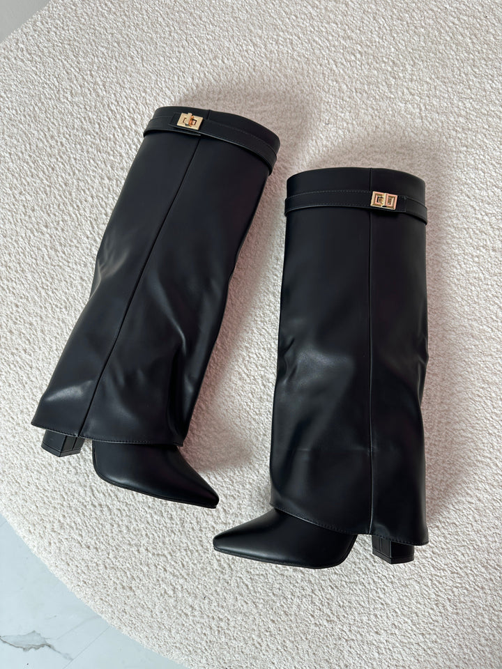 Minnie™ | Shark Leather Boots