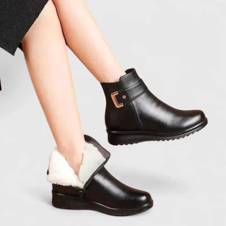 Rhovelyn™ | Orthopedic Boots