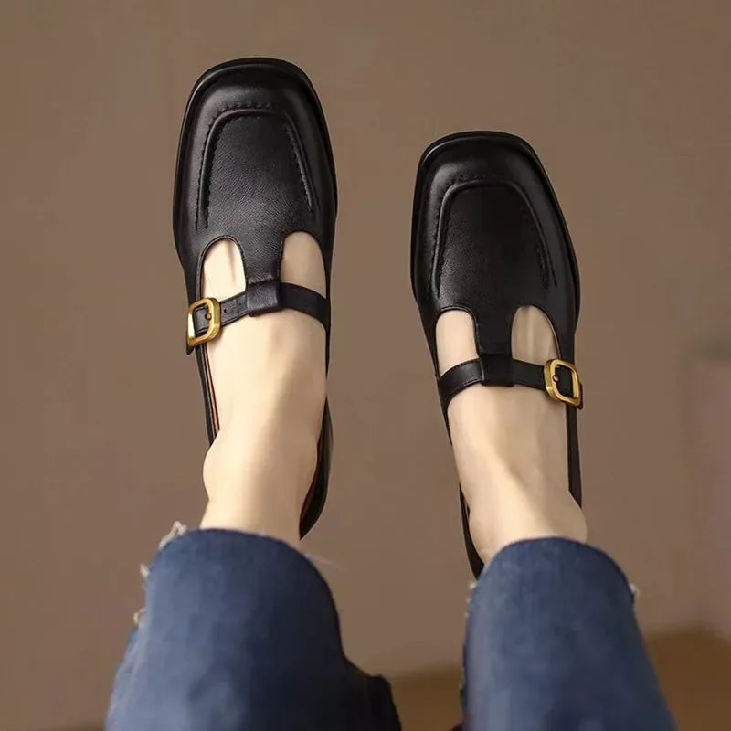 Ysolenne™ | T-Strap