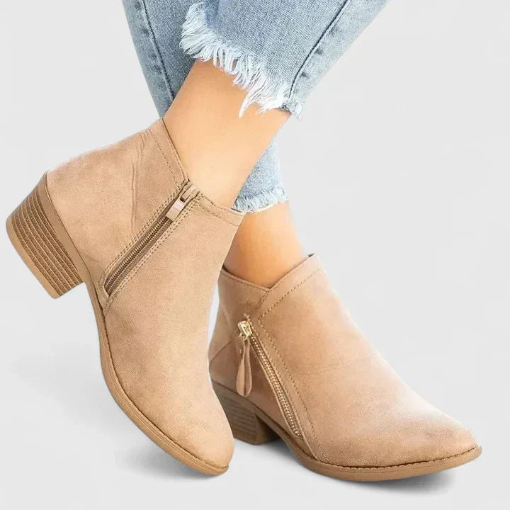 Auryziah™ | Orthopedic Boots