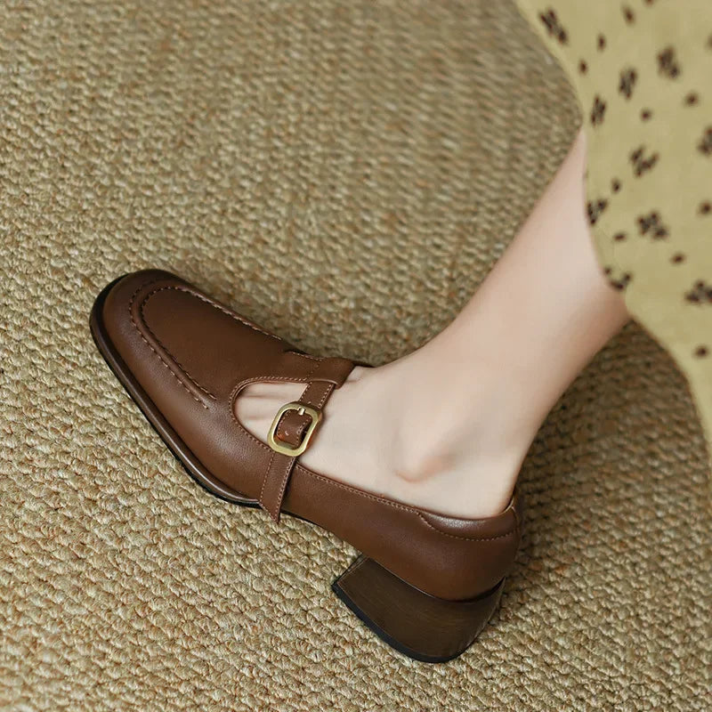 Ysolenne™ | T-Strap