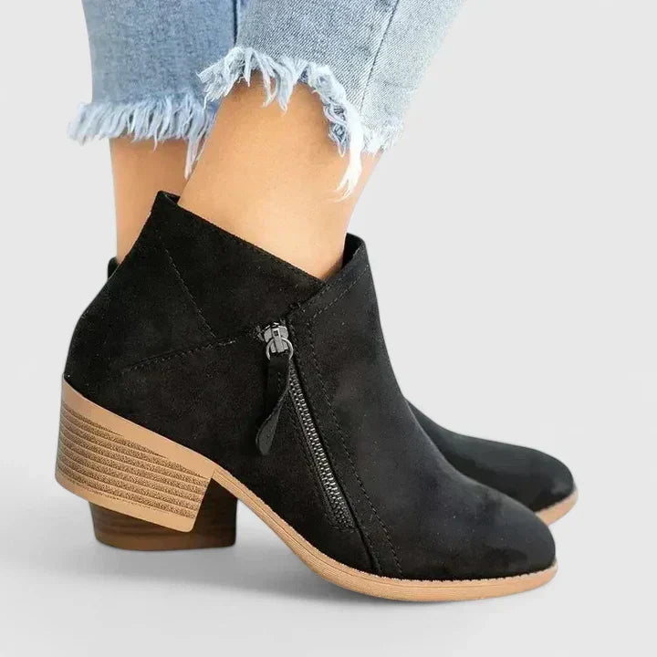 Auryziah™ | Orthopedic Boots