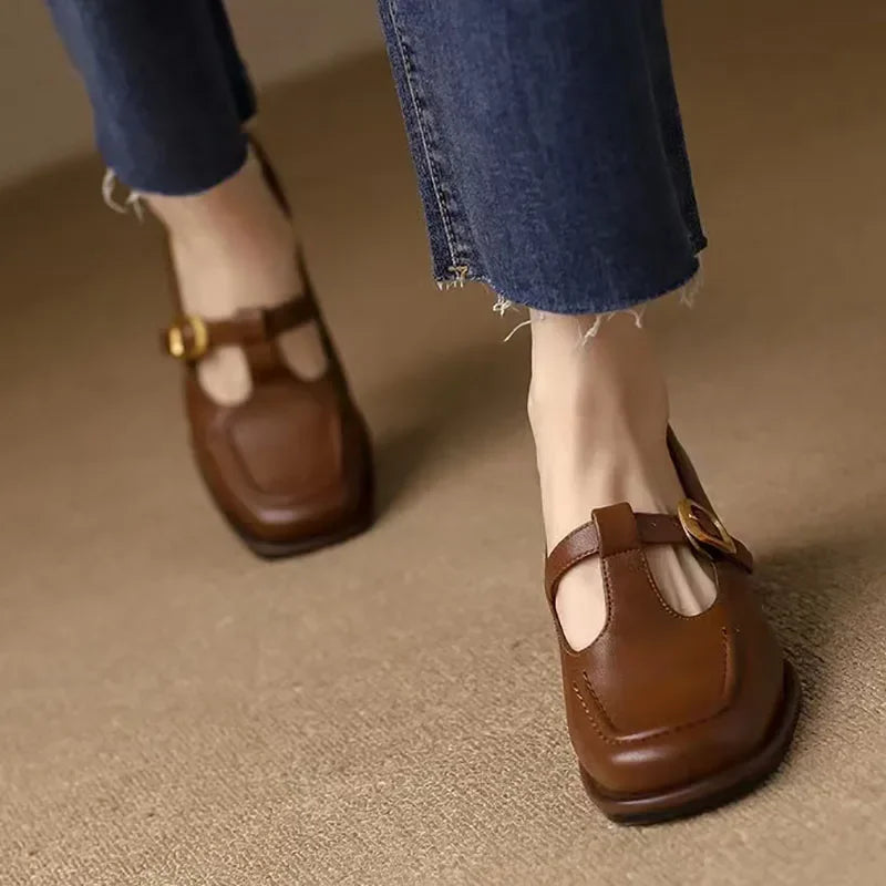 Ysolenne™ | T-Strap