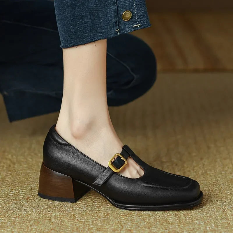 Ysolenne™ | T-Strap