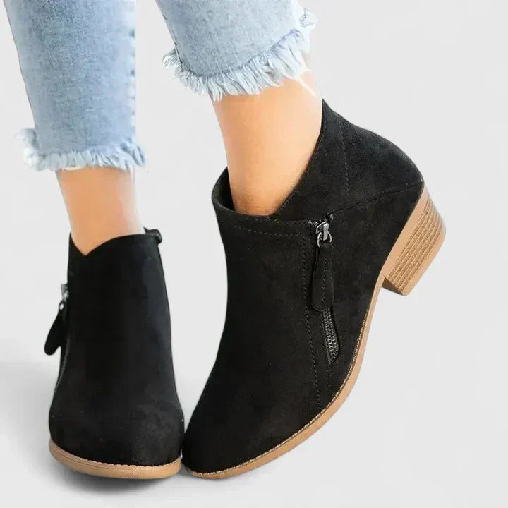 Auryziah™ | Orthopedic Boots