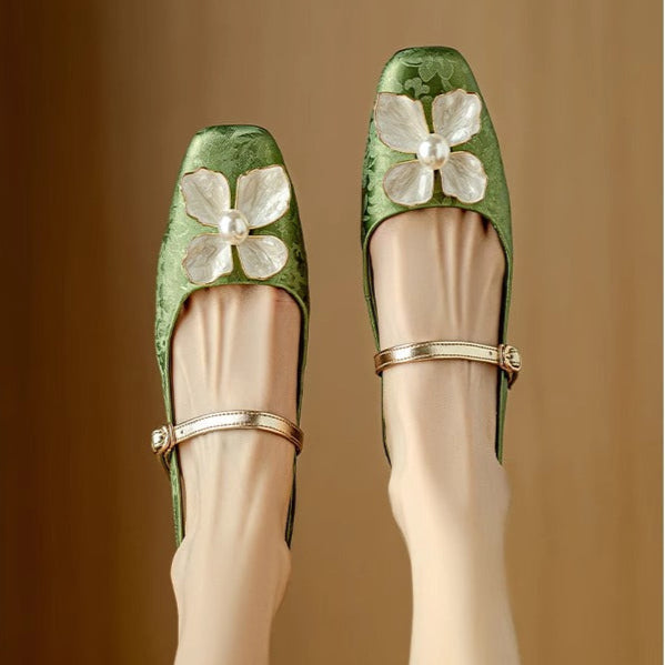 Elvana™ | Elegant Pumps
