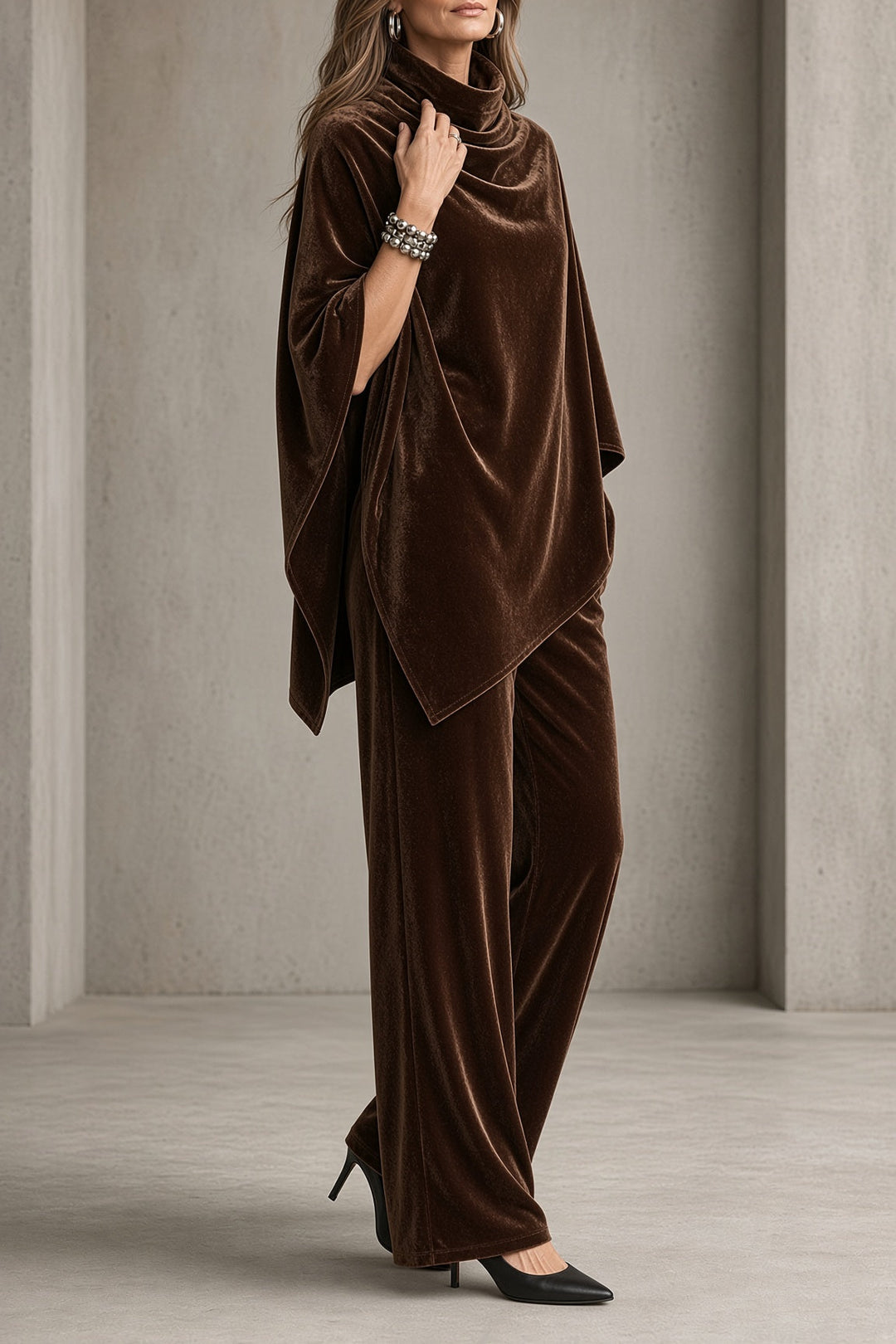 Sawyer™ Velvet Two-Piece Set