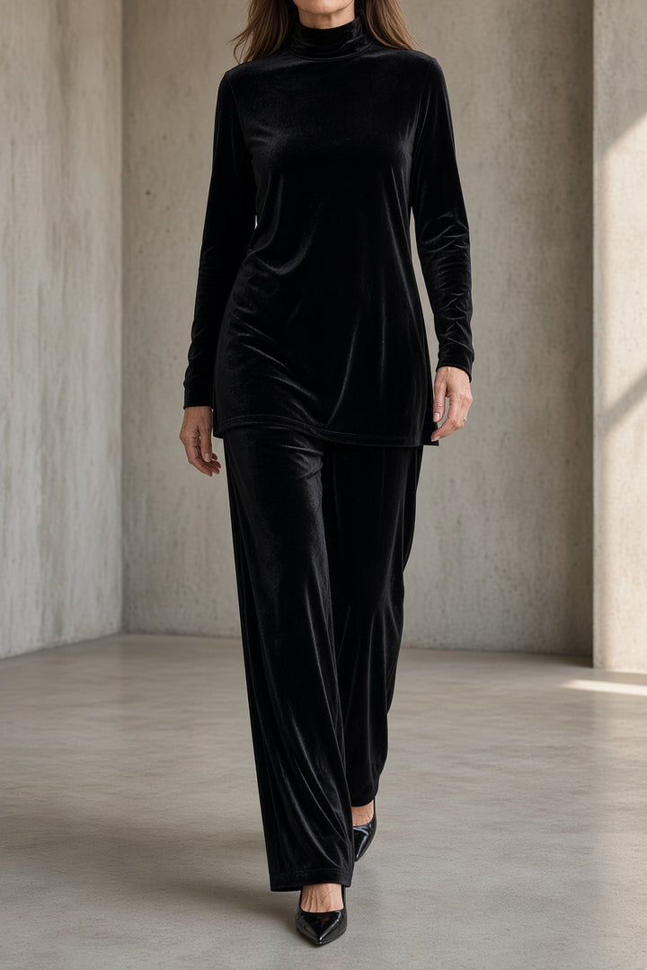 Monroe™ Velvet Two-Piece Set