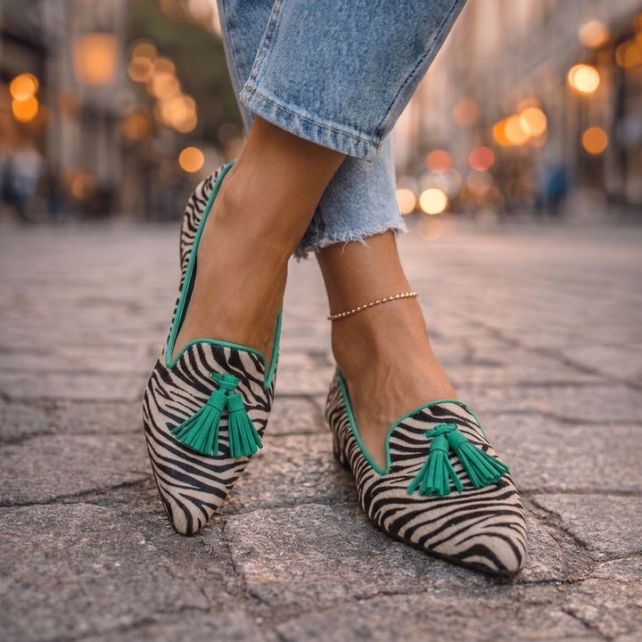 Lillia™ | Pointed Flats
